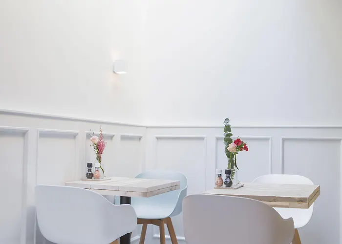 Hotell Casa Julia 3*